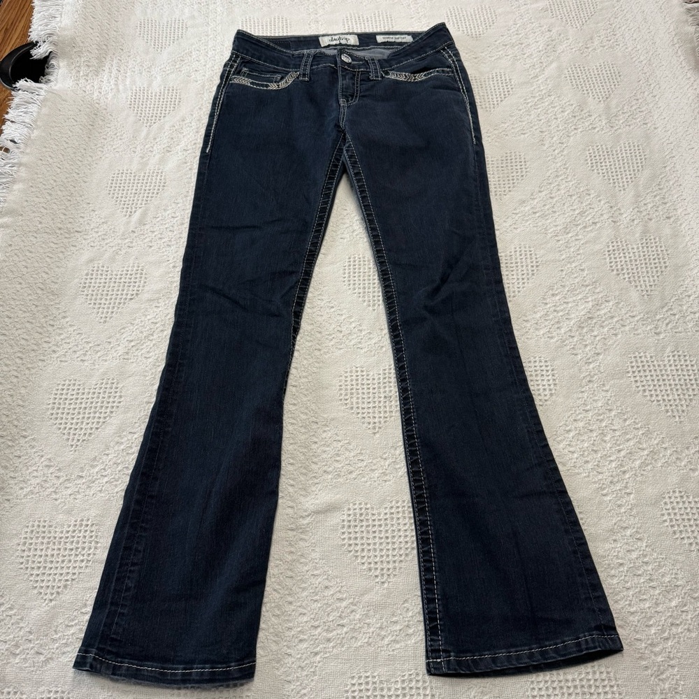Daytrip Scorpio Bootcut Jeans (27r)